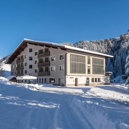 Hotel Haus Am Wildbach 3*
